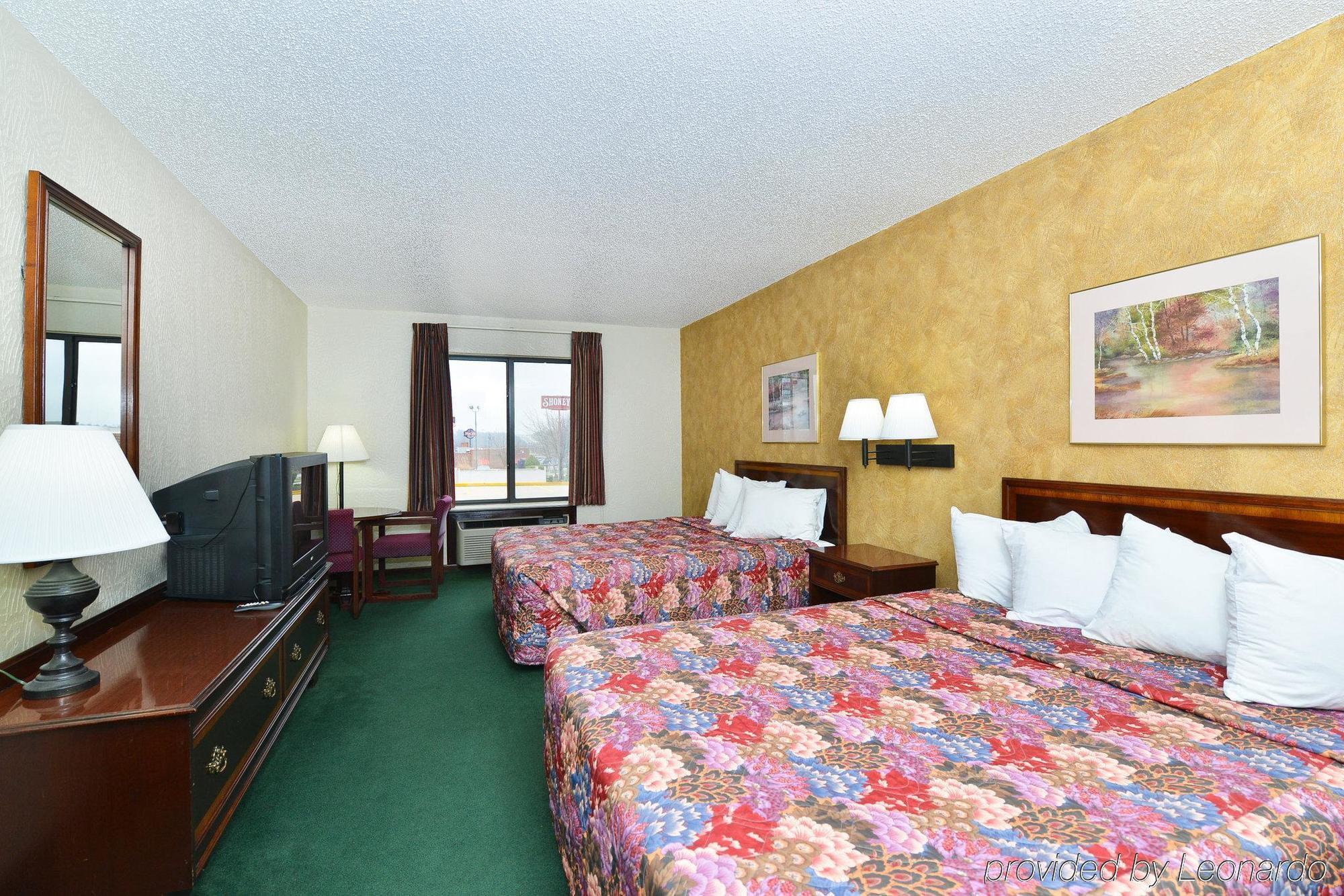 Days Inn By Wyndham Ozark Springfield Exteriér fotografie